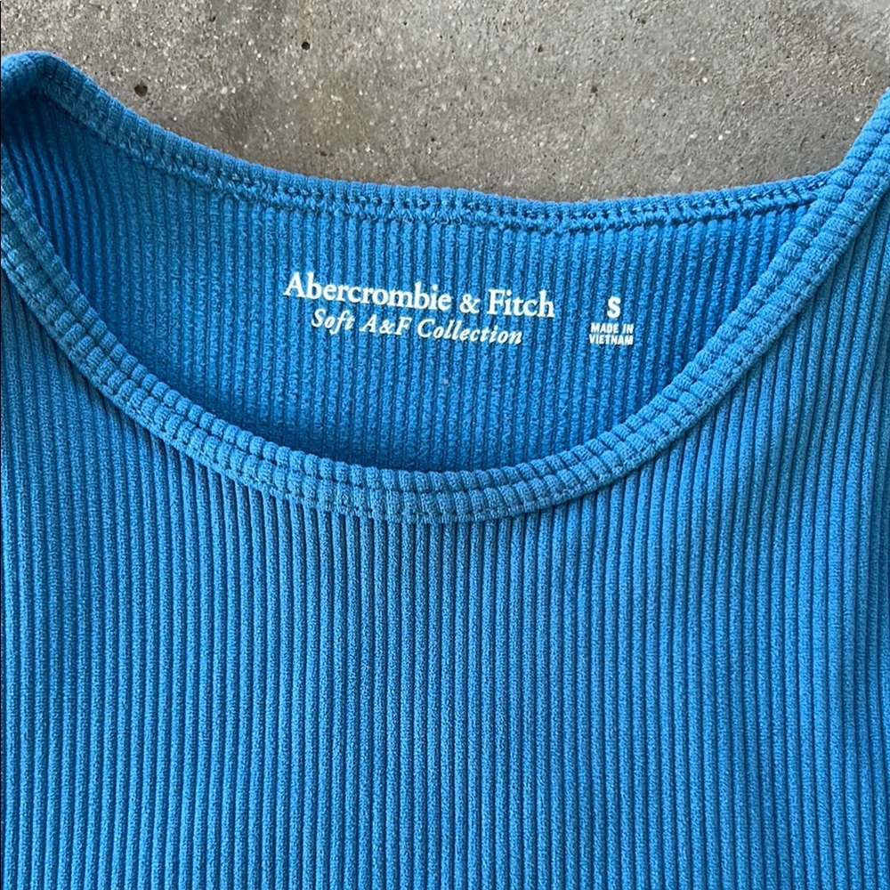 Abercrombie & Fitch Blue Ribbed Top